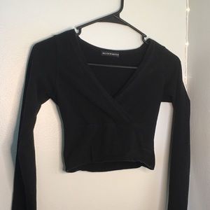 brandy melville cropped long sleeve